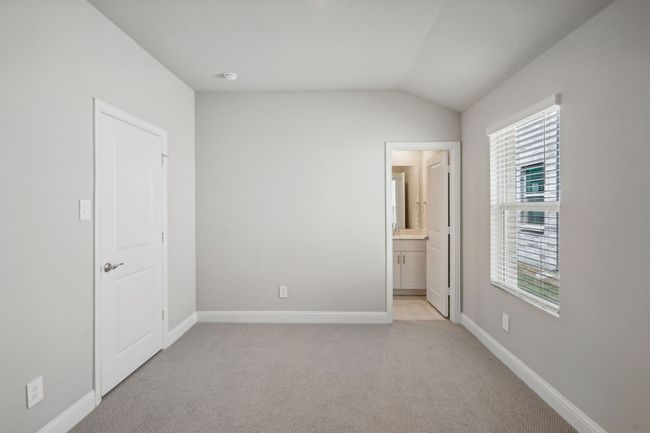 Photo is not of the actual home, but is an inspirational photo of builder’s model home and may depict options, furnishings, and/or decorator features that are not included. | Image 21