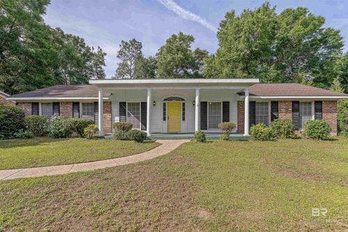 174 Country Club Dr, Daphne, AL, 36526-7434 | Card Image