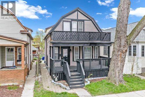 371 Newbury St, Windsor, ON, N9A6A1 | Card Image
