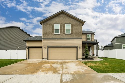 917 E Paske Rd, Colbert, WA, 99005-5103 | Card Image