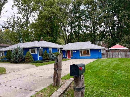 27745 Ponchartrain St, Harrison Township, MI, 48045-5417 | Card Image