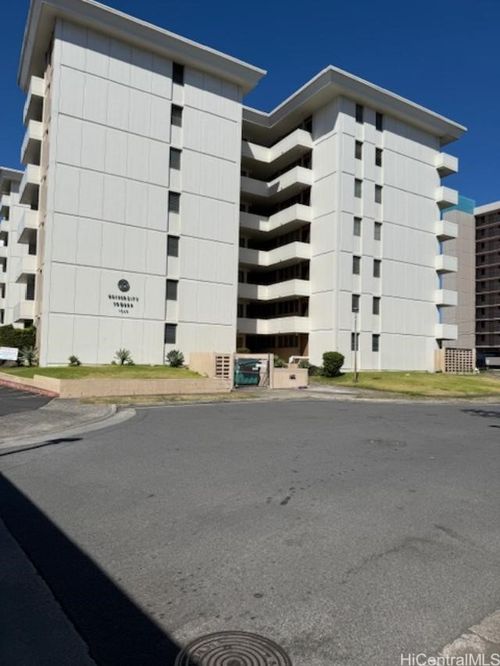 701-1026 Kalo Pl, Honolulu, HI, 96826-1607 | Card Image