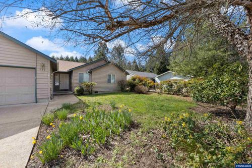 475 Se Hankel St, Dallas, OR, 97338-3013 | Card Image