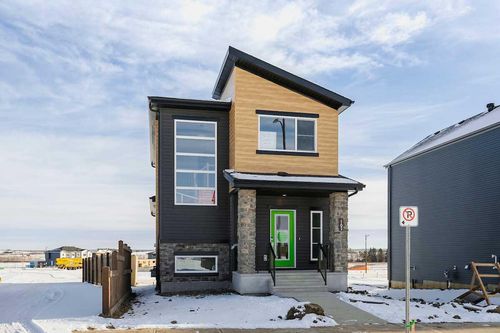 235 Heartwood Grove Se, Calgary, AB, T3M2K1 | Card Image