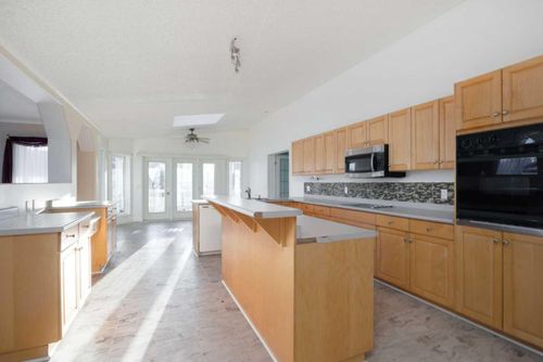 82 Aspen Cres, Gregoire Lake Estates, AB, T9H0L2 | Card Image