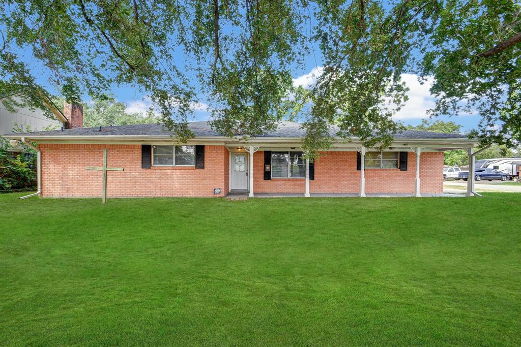 2nd St, LA Porte, TX 77571