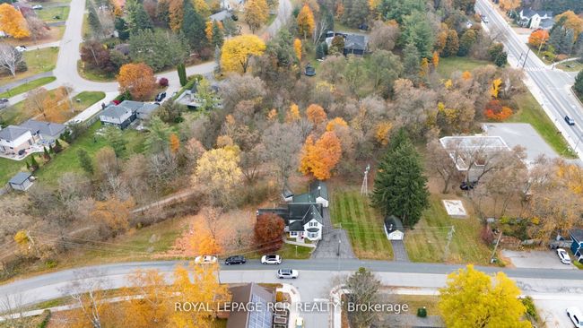 33 Pine Ave, House other with 3 bedrooms, 2 bathrooms and 5 parking in Palgrave ON | Image 37
