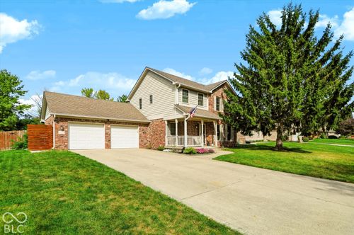 1598 Thornburg Ln, Franklin, IN, 46131-8862 | Card Image