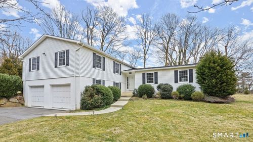 519 E Putnam Ave, Cos Cob, CT, 06807-2506 | Card Image