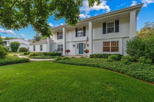 15020 Pomona Rd, Brookfield, WI, 53005-3611 | Card Image