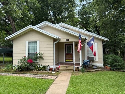 511 W Bonham Ave, Cooper, TX, 75432-1620 | Card Image