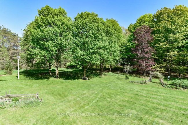 248504 5 Sideroad, House other with 3 bedrooms, 3 bathrooms and 18 parking in Mono ON | Image 22