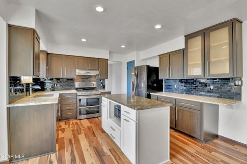 15740 Sandtrap Way, Morrison, CO, 80465-2116 | Card Image