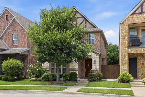 624 Club Dr, Allen, TX, 75013-5115 | Card Image