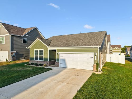 3028 Oscar Dr, White House, TN, 37188-2319 | Card Image