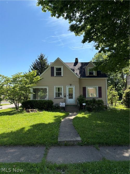 629 Willard Ave Se, Warren, OH, 44483-6243 | Card Image