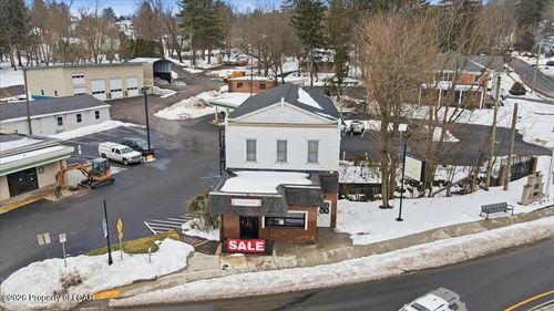 3 Main St, Dallas, PA, 18612-1603 | Card Image