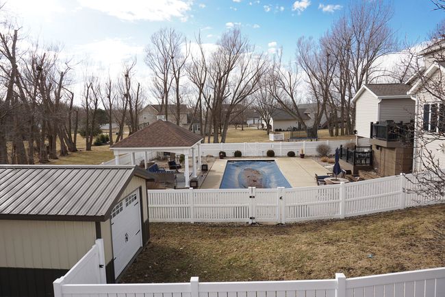 104 S Spencer St, House other with 4 bedrooms, 5 bathrooms and 4 parking in Lexington IL | Image 67