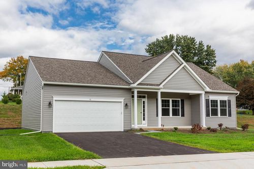 douglas-16 Ridgewood Rd, QUARRYVILLE, PA, 17566-1344 | Card Image