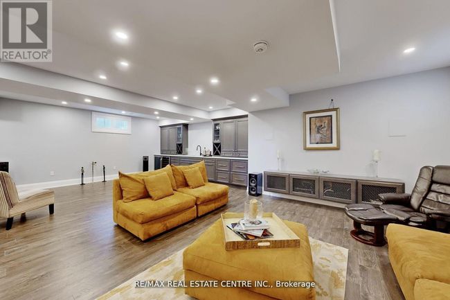 92 Holt Drive, House other with 3 bedrooms, 4 bathrooms and 5 parking in New Tecumseth (Alliston) ON | Image 28