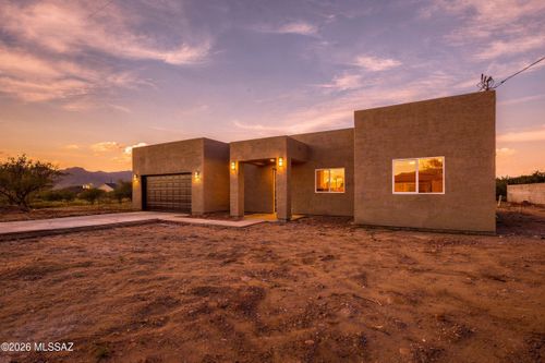 44 Calle Etopia, Rio Rico, AZ, 85648-7800 | Card Image