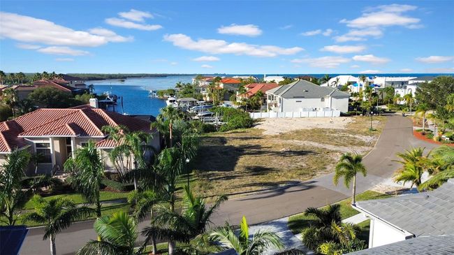962 Symphony Isles Blvd, Home with 0 bedrooms, 0 bathrooms and null parking in APOLLO BEACH FL | Image 10