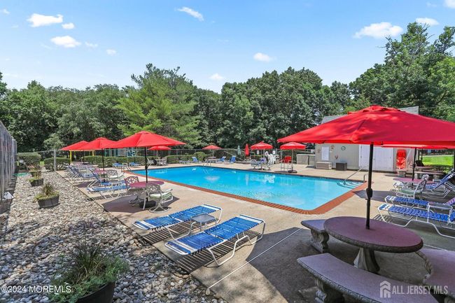 152 Redpine Loop, Townhouse with 3 bedrooms, 3 bathrooms and null parking in Old Bridge NJ | Image 24