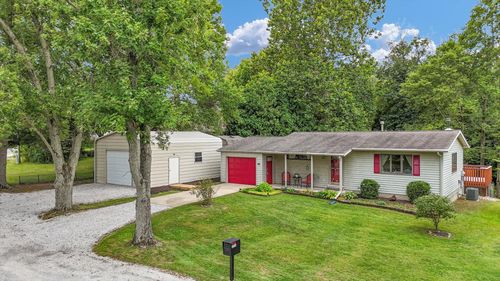 205 N White St, Sidney, IL, 61877-9664 | Card Image