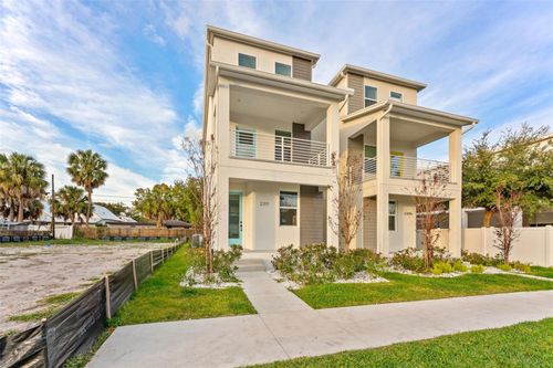 2311 W Spruce St, TAMPA, FL, 33607-3420 | Card Image