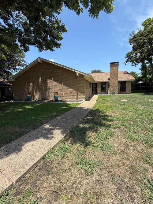7 Yale Circle, Richardson, TX, 75081 | Card Image