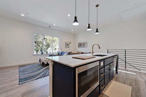 2106-2804 S 1st Street, Austin, TX, 78704 | Card Image