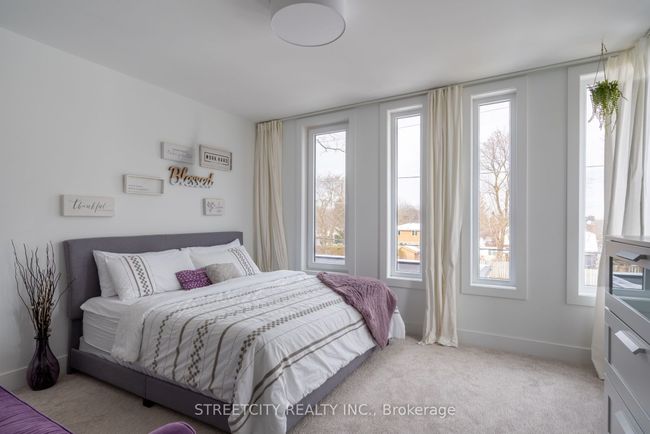 1468 Byron Baseline Rd, House other with 4 bedrooms, 4 bathrooms and 8 parking in London ON | Image 13