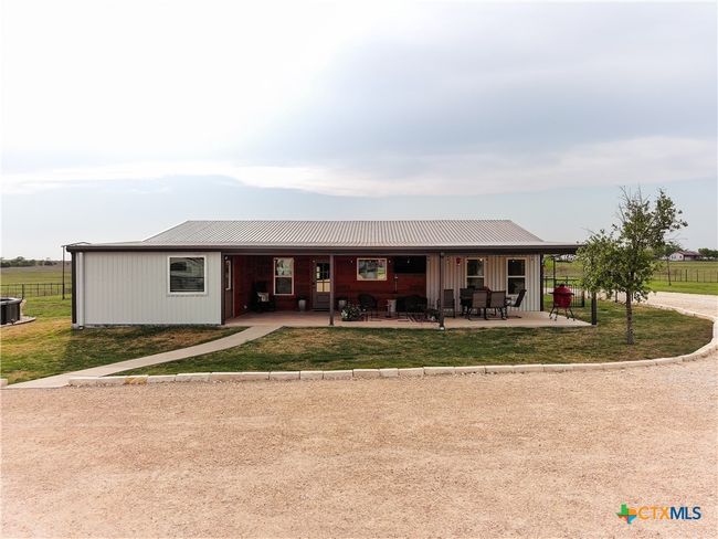 973 County Road 130, Home with 3 bedrooms, 3 bathrooms and null parking in Gatesville TX | Image 6