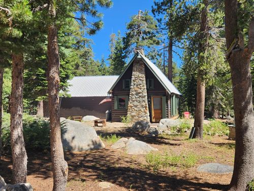 60 Whiteside Dr, Arnold, CA, 95223 | Card Image
