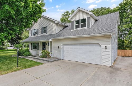 50744 Park Ln, Granger, IN, 46530-8980 | Card Image