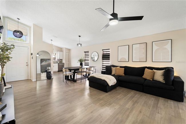 9785 Piney Point Cir, House other with 3 bedrooms, 2 bathrooms and null parking in Orlando FL | Image 12