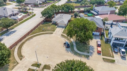 6004 Guilia Dr, Grand Prairie, TX, 75052-8756 | Card Image