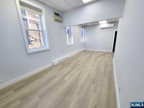 119 Main St, Little Ferry, NJ, 07643-1561 | Card Image