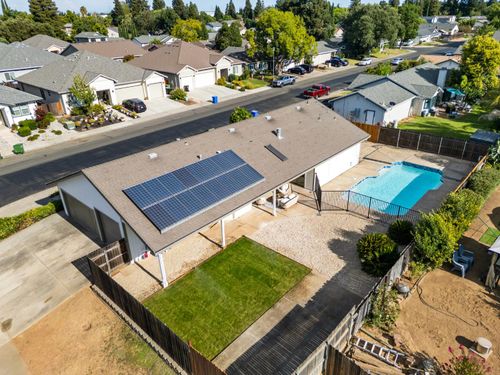 9801 Amenity Cir, Elk Grove, CA, 95624-2902 | Card Image