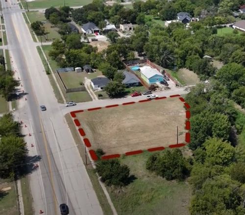 3745 Burnice Dr, Fort Worth, TX, 76119-2307 | Card Image