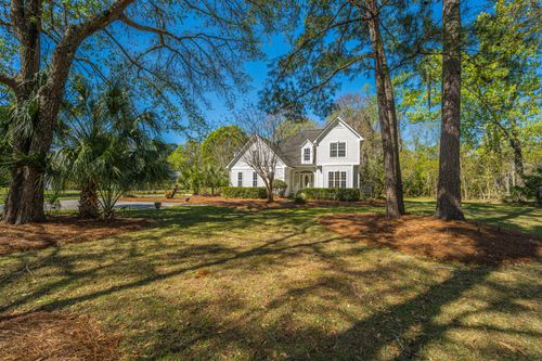 3930 Colonel Vanderhorst Cir, Mount Pleasant, SC, 29466-8042 | Card Image