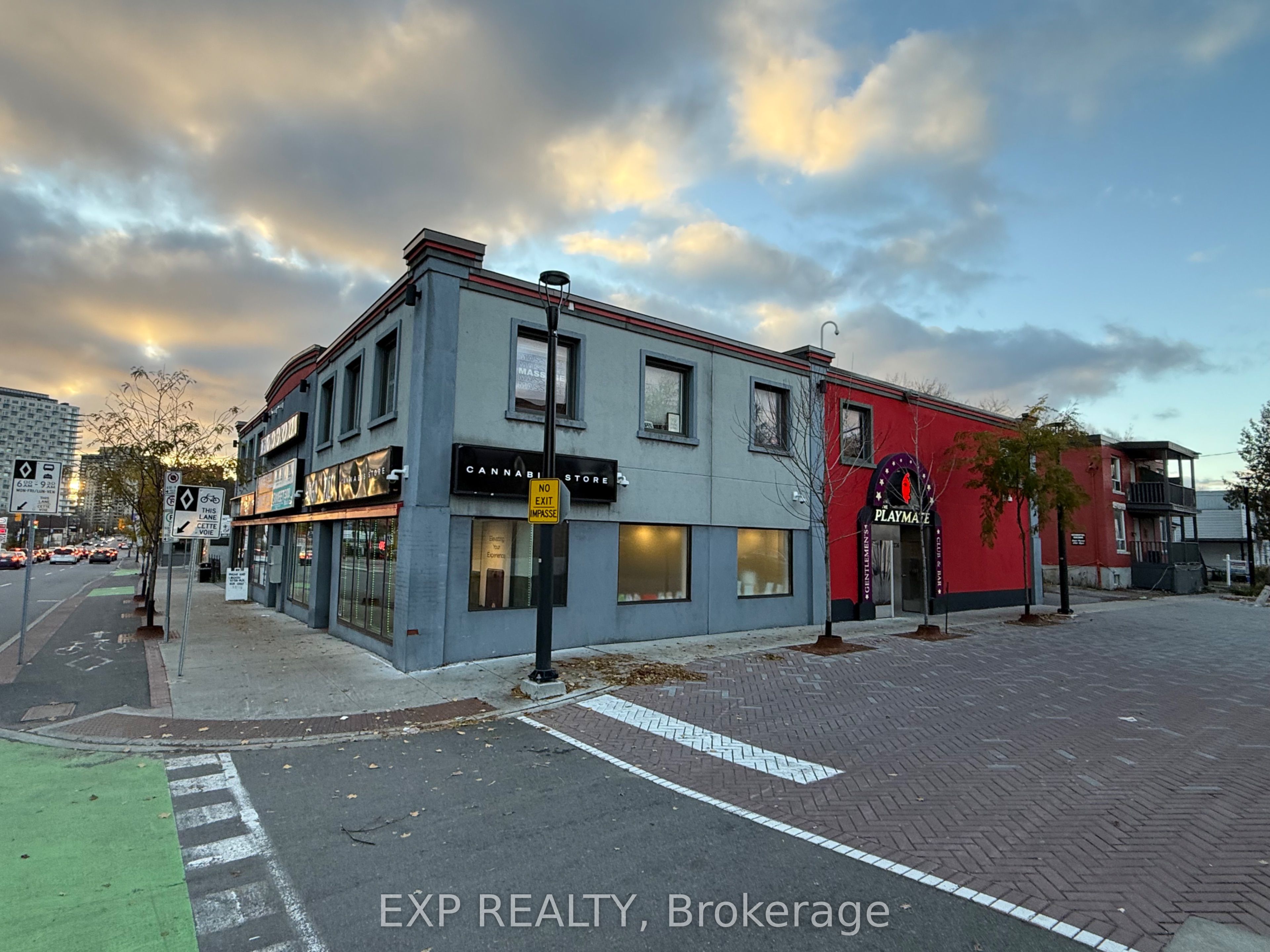 Commercial Sale in Vanier and Kingsview Park 4