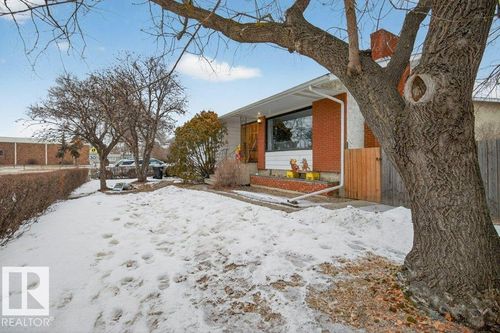 73 Starling Dr, Sherwood Park, AB, T8A3L9 | Card Image