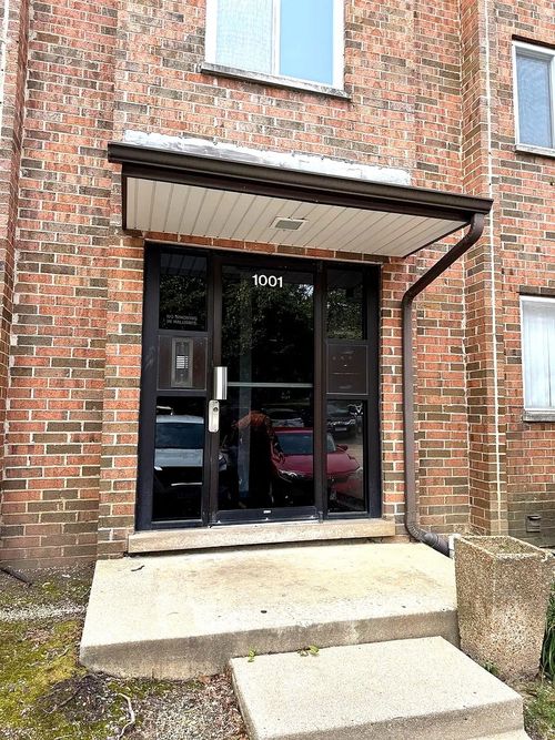 apt-3-1001 Buccaneer Dr, Schaumburg, IL, 60173-5213 | Card Image