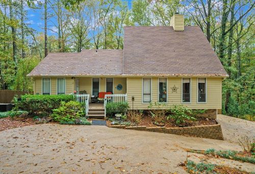 6950 Springwood Dr, Douglasville, GA, 30135-1528 | Card Image