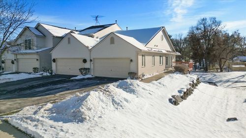 1740 Pine St, McHenry, IL, 60051-7910 | Card Image