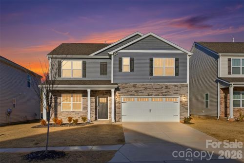 8232 Kennesaw Dr, Gastonia, NC, 28056-8147 | Card Image