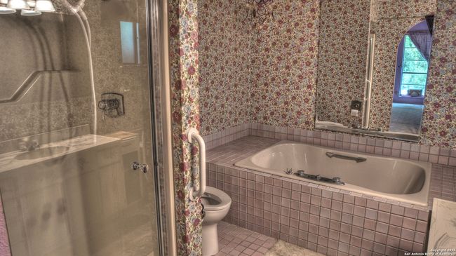 6671 Ranch Road 1120, Home with 4 bedrooms, 3 bathrooms and null parking in Rio Frio TX | Image 34