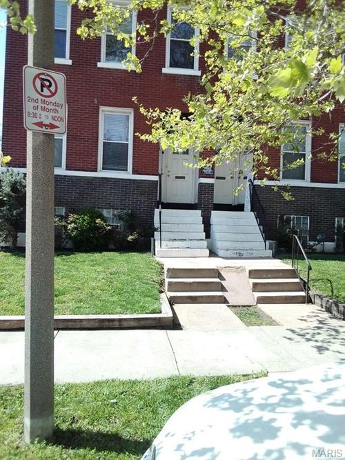 4317 Obear Ave, Saint Louis, MO, 63107-1718 | Card Image