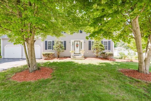 10 Legion Dr, Plainville, MA, 02762-1949 | Card Image